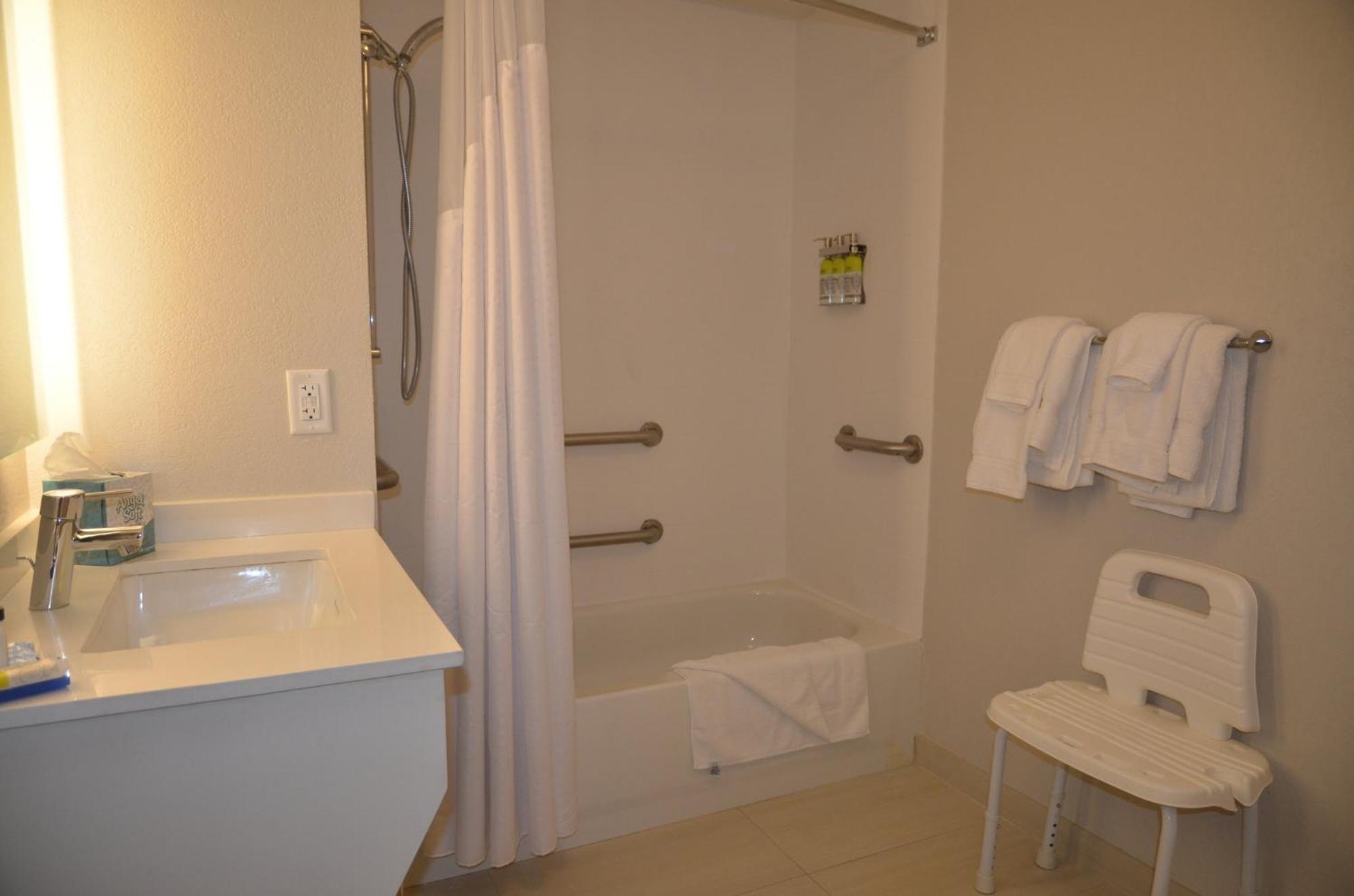 Holiday Inn Express Hotel & Suites Rochester By Ihg Eksteriør bilde