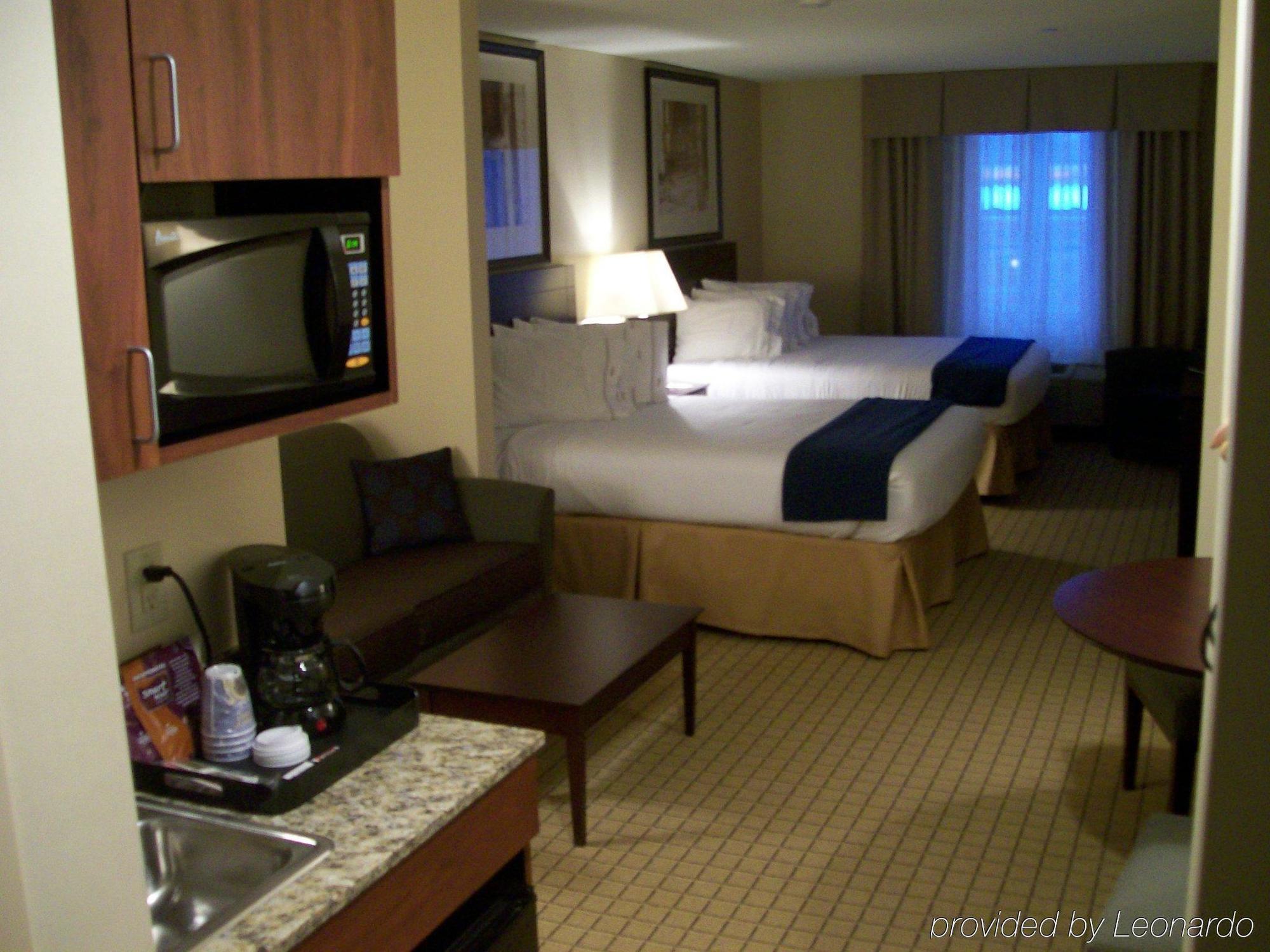 Holiday Inn Express Hotel & Suites Rochester By Ihg Rom bilde